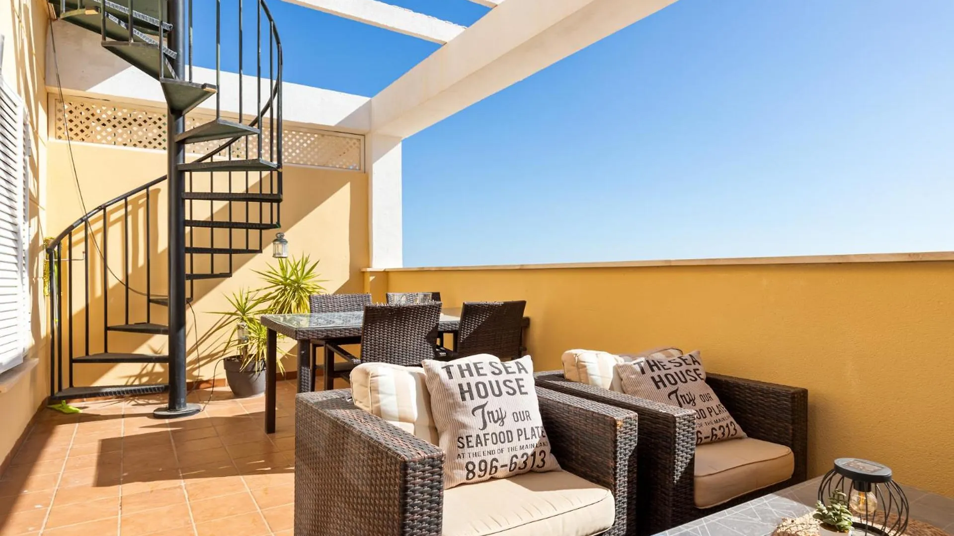 Seaview Terrace In Torremolinos By Costarentals - Ref 233